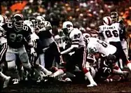 Bills RB Joe Cribbs runs against Jets in 1981 Wild Card game