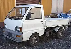 The Mitsubishi Minicab (1991–1999 model)