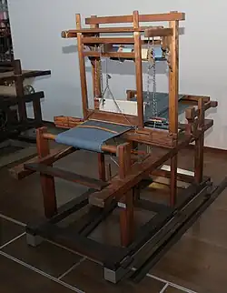 Narrow tanmono loom with a shuttle race. Late 18-hundreds Japan.