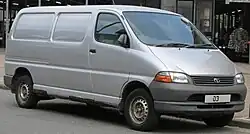 2003 Toyota HiAce LWB 2.5 (KLH22; first facelift, UK)