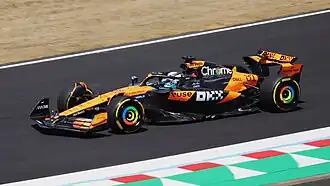 Piastri driving the McLaren MCL39 at the 2025 Japanese Grand Prix