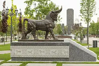 Statue of a bull