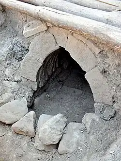 A 1st-millennium BCE, probably Neo-Assyrian, grave at Bakr Awa