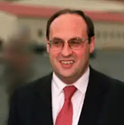 Antonio Vitorino Politico.jpg
