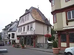 Bridge houses from the street, 2008