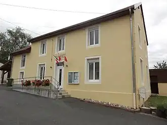 The town hall in Barchain