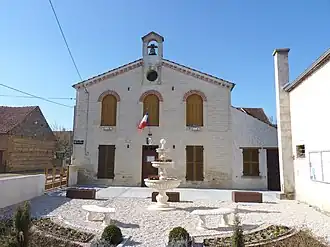 The town hall in Bessey-lès-Cîteaux