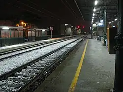 Platform 2/3 by night