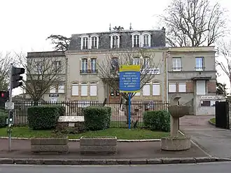 The town hall of Brou-sur-Chantereine