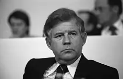 Bundesarchiv B 145 Bild-F054631-0016, Ludwigshafen, CDU-Bundesparteitag, Biedenkopf.jpg