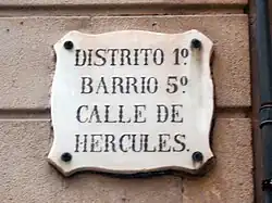 Old frame type sign: Calle de Hércules.