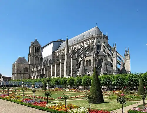 Bourges Cathedral with flying buttresses (1195–1230)
