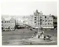 The square in 1905, adorned by the Sammy Marks Fountain