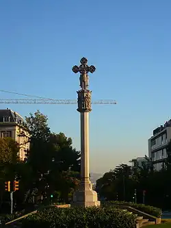 Creu de Pedralbes&nbsp;[ca] on Pedralbes avenue