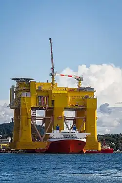 The DolWin Beta platform arriving in Haugesund in August 2014.