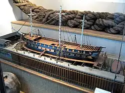 1/48th scale model of dry dock n°1 of Toulon harbour, with the model of Guerrière placed inside by order of Admiral Pâris.