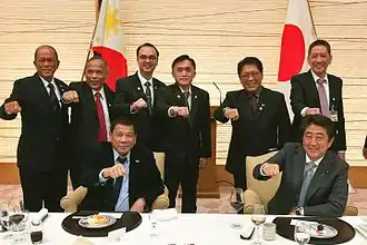 Duterte with Japanese Prime Minister Shinzo Abe and other Japanese and Philippine officials