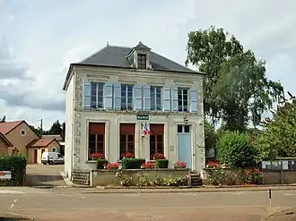 The town hall in Fontenoy
