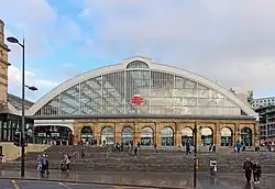 Liverpool Lime Street railway station (1867–96 and 1879; Grade II)