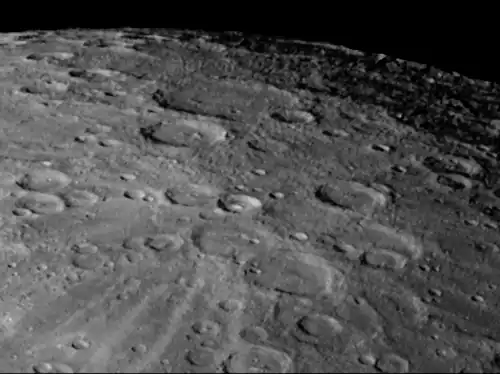 Mariner 10 image with Van Gogh above center