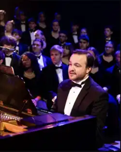 Sheckler performing at "Christmas With Wartburg College" concert