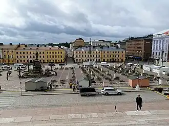 Open-air food court in 2020