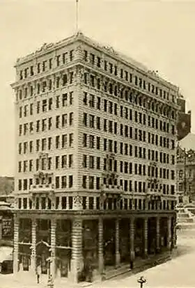 International Savings & Exchange Bank Building (1907) SW corner of Temple/Spring