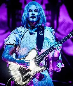 John 5 performing in Vancouver in 2019