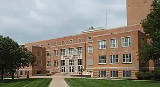 Former Johnson County Courthouse in Olathe (2009). It was opened in 1952, closed in 2020, then demolished in 2021 after a new courthouse was finished.[1][2]