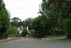 Junction of the promenade and Rose Walk