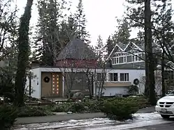 Kenneth and Edna Brooks House