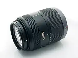 Panasonic Lumix G Vario 45-200mm f/4-5.6, Mega O.I.S.