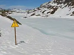 Lac Besson in winter