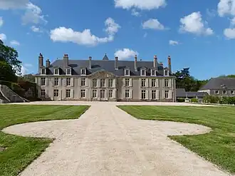 The château of Catuelan, in Hénon