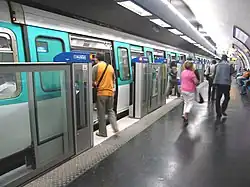Line 13 platforms at Invalides with automatic platform gates