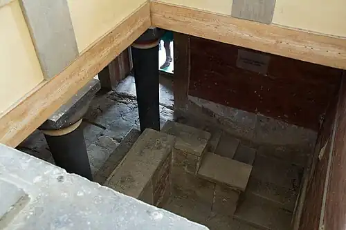 Lustral basin at the Throne Room, Knossos