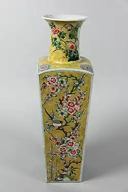 Vase, Kangxi reign (1661–1722), painted with famille jaune enamels on the biscuit and on the glaze.