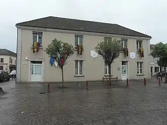 The town hall in Chevry-Cossigny