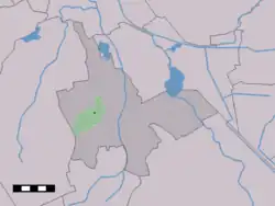 The village centre (dark green) and the statistical district (light green) of Donderen in the municipality of Tynaarlo.