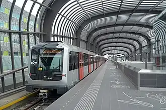 An M5 train at Noord Station