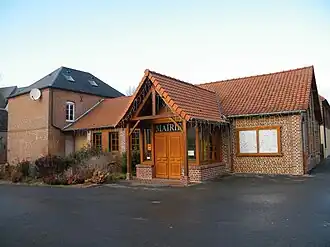 The town hall in Mons-Boubert