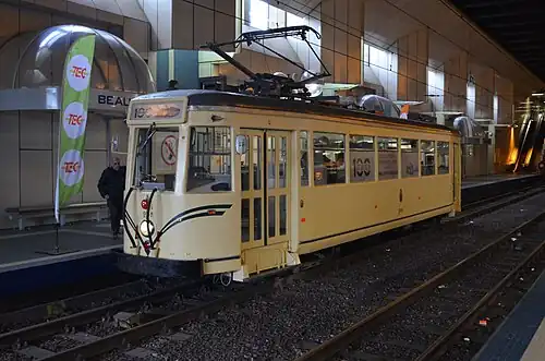 Standard unit 10272 from 1938. Transformed to Type-S in 1958 and Type-SM in 1975. Became number 9148 on January 1, 1976.