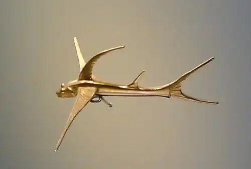 Pendant; 1 CE-900; gold; 3.1 x 9.7 x 8.8 cm; Gold Museum (Bogotá, Colombia)