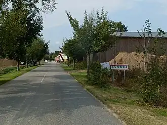 The road into Ochtezeele