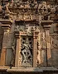 Window carving on outerwall of the Arunachaleshswara shrine in the Bhoga Nandeeshvara temple complex