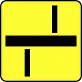 T-6d "plate indicating perpendicular course of priority road through the intersection and an arrangement of roads without right of way (applied on road without right of way)"