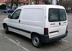 Pre-facelift Peugeot Partner van (Rear)