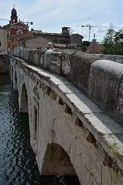 Detail of the downstream-side coping looking towards the city, September 2015