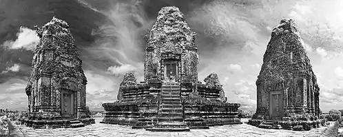 Central prasat with two of the four other prasats visible in front