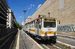 The station in 2022 with three-car train 425 (069+425+066) laying over